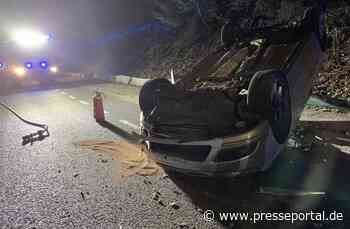 FW-EN: Verkehrsunfall und Person hinter Wohnungstür