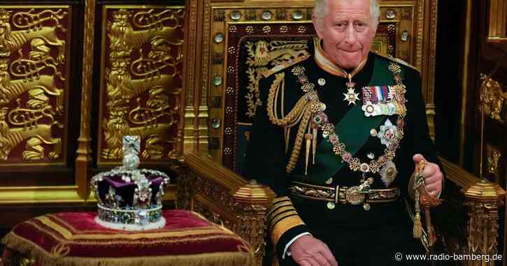 Papst schenkt König Charles Reliquien vom Heiligen Kreuz