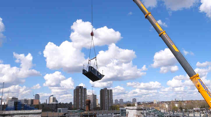 One of Europe’s largest cranes used for Clapham Junction station upgrade