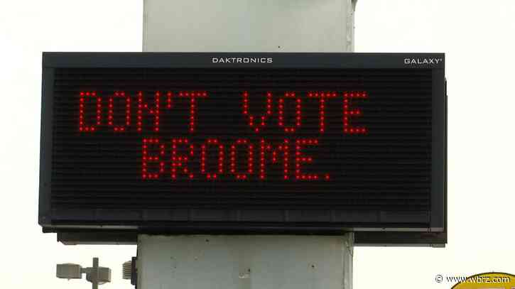 Frustrated with homeless encampment, business owner posts strong message to mayor