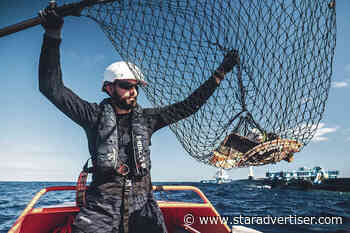 Plastic debris at ‘Garbage Patch’ colonized by coastal species