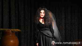 Jessica Ferro è La Lupa al Teatro Ghione