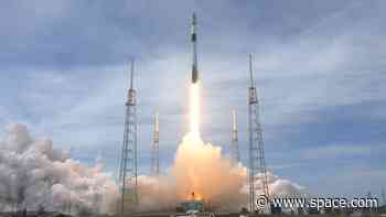 SpaceX launches 21 Starlink V2 satellites on April 19