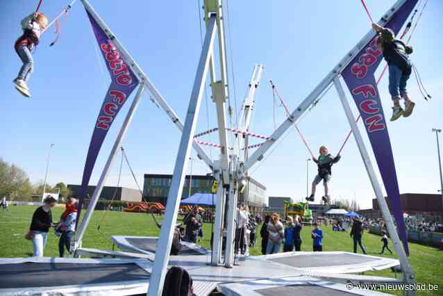 Springen en sporten in het zonnetje, alle ingrediënten van de partij voor geslaagde Buitenspeeldag
