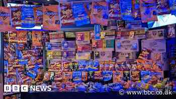 All-you-can-eat crisp buffet draws in crunch fans to Hull bar