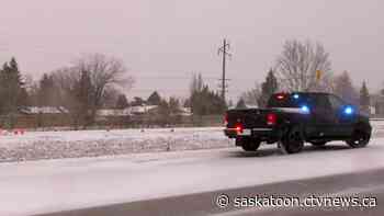 Saskatoon woman facing impaired driving charges after pedestrian injured