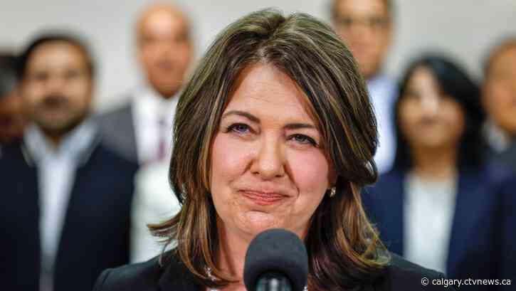 Multiculturalism council member who resigned over anti-Semitic posts apologizes