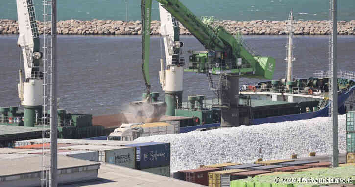 L’Ungheria autorizza il transito di grano ucraino. Ma il blocco sull’import resta in vigore