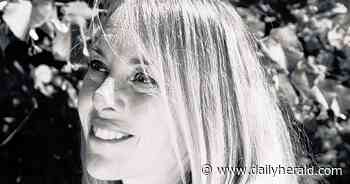 Amazing alliteration aid: Glenview author writes book to teach children grammar