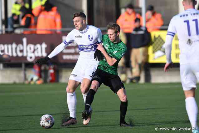 Marco Hertveldt laat aanbod van Winkel Sport schieten om met KVK Ninove stapje terug te zetten: “Derde promotie op rij kwam een jaartje te vroeg”