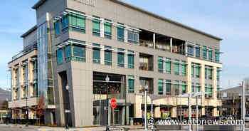 Lithia's Q1 net income drops 33 percent on lower gross profits per vehicle