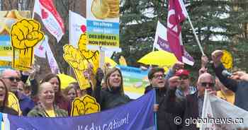 Rally held for teachers in Moncton as contract negotiations with province stalls