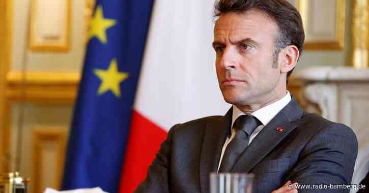 Macron verteidigt Bilanz ein Jahr nach Wiederwahl