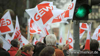 Bayerns Lehrer-Offensive in der Kritik: Demo in Stuttgart gegen Abwanderungswelle