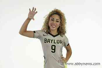 Texas cheerleaders shot after one says she got in wrong car