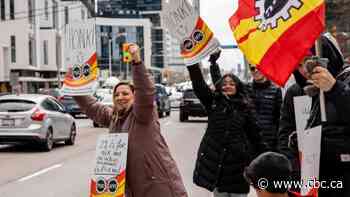 Indigenous Services warns of service delays tied to federal workers strike