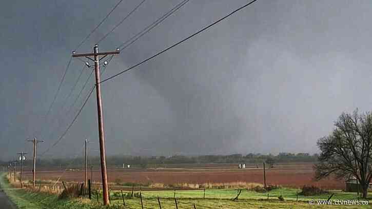 Tornadoes kill 2 in central U.S.; new storms possible Thursday
