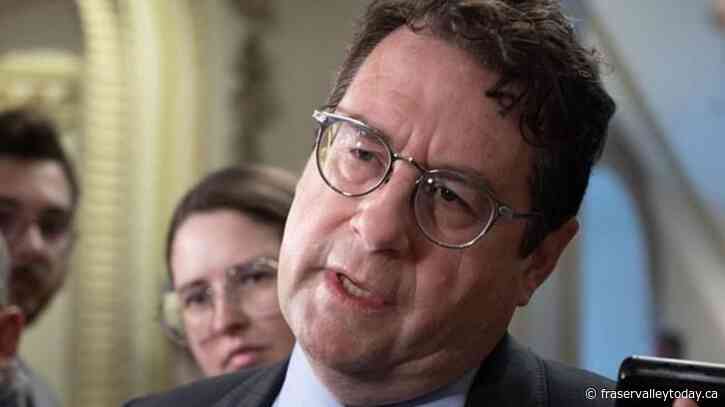 Quebec education minister issues directive banning prayer rooms in schools