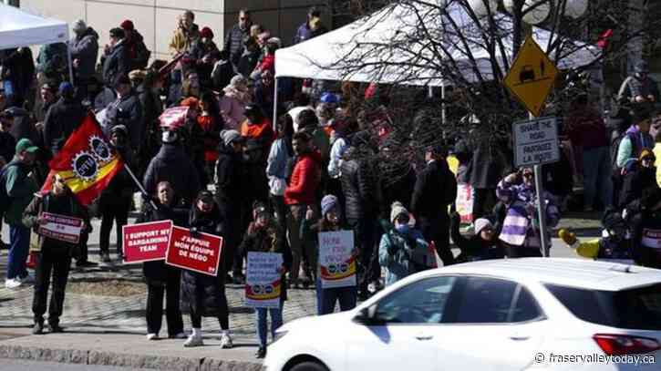 Strike thwarted prisoners advocate from entering Edmonton facility