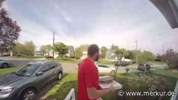 Pizza-Lieferant will Ware übergeben, sieht aber Verfolgungsjagd – und haut Verbrecher um