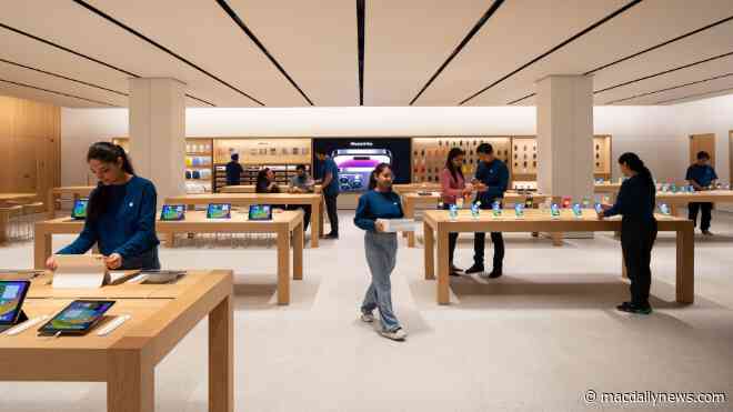 Apple Saket retail store now open in New Delhi