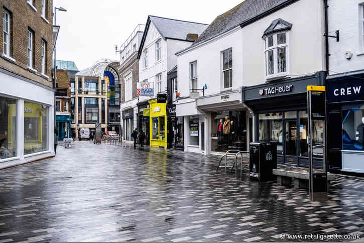 Wet weather washes out March retail sales