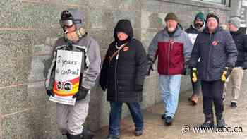 From taxes to passports, how the PSAC strike will affect daily life in Sask.