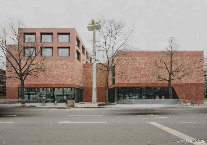 Schichtung in Rot
 - Stiftungszentrum in Berlin von AFF Architekten