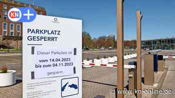 Parkplätze am Ostseekai in Kiel gesperrt - Parkraum ist für Kreuzfahrtpassagiere reserviert  