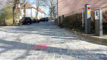 „Einer muss ja für den Schaden haften“: Autofahrer will Poller-Hersteller verklagen