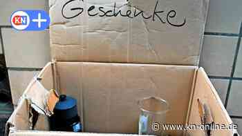 Überraschung in „Zu-Verschenken-Kiste“ in Kiel: Hunderte Euros steckten in Buch