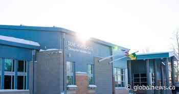 La Loche, Sask. school closed after stabbing that injured 2 people