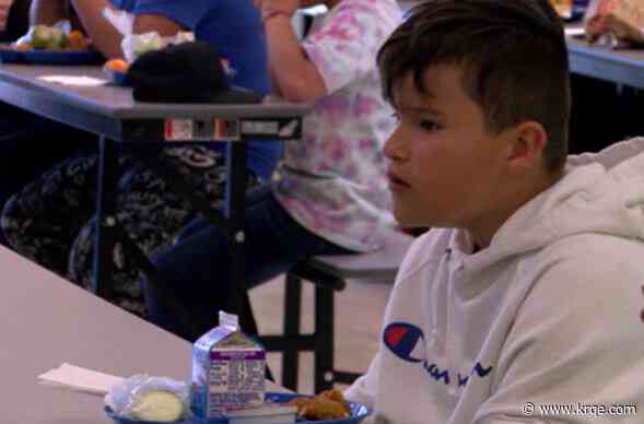 Albuquerque custodian saves a choking elementary school student