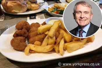 Sir Robert Goodwill MP warns scampi could vanish from pub menus