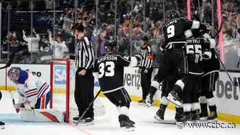 McDavid's 2 goals not enough as Oilers fall to Kings in OT, trail series 2-1