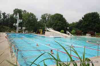 Anschwimmen im Freibad Verl mit Sektchen und Donuts