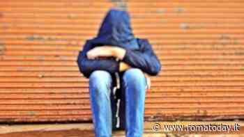 "Siamo gli Spada, vi proteggiamo", il branco che rapina studenti davanti al liceo