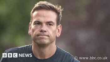 Lachlan Murdoch drops lawsuit against news site Crikey