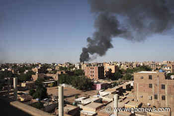 Biden admin leaning toward evacuating U.S. personnel from Sudan, sources say