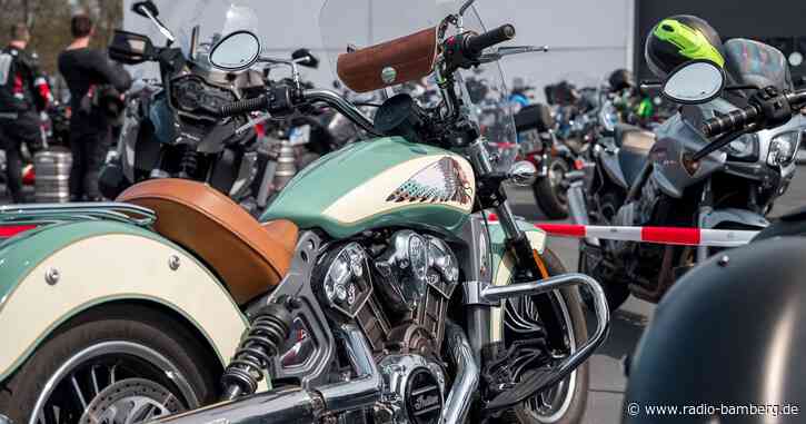 Motorradsternfahrt beginnt: Tausende Teilnehmende