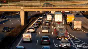 Bauarbeiten und Urlaubsverkehr sorgen für Staus um Hamburg