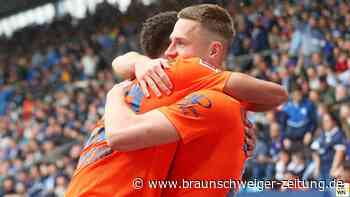 Svanberg leitet per Kopf Wolfsburgs 5:1-Sieg ein