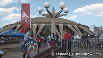 Downtown Norfolk businesses get boost from NATO Fest, Virginia International Tattoo crowds