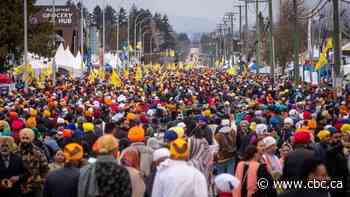 Vaisakhi parade in Surrey, B.C., sees over half a million people celebrate, organizers say