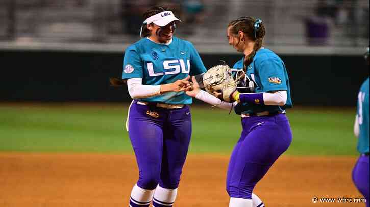 No. 15 LSU softball wins game 2 over Mississippi State 10-4