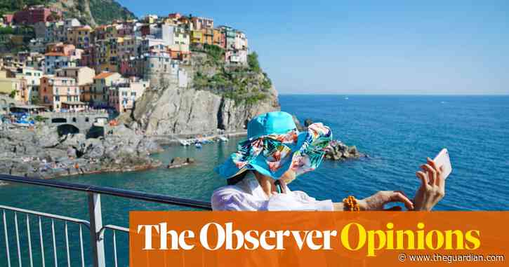 The world’s most perfect places are being turned into backdrops for our tourist selfies | Tobias Jones