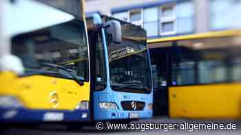 Unfall in der Neuen Straße in Ulm: Auto stößt mit Linienbus zusammen