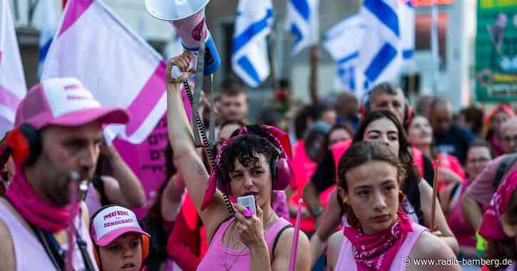 Vor Soldatengedenktag: Massenproteste in Israel halten an