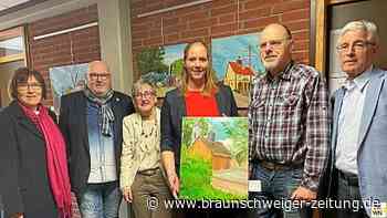 Ausstellung bringt „mehr Farbe“ in das Lengeder Rathaus