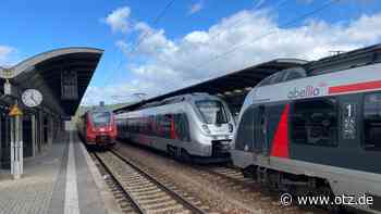 Thüringer Linke für Halbstundentakt auf der Saalbahn